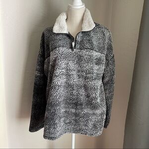 Thyme +‎ Honey Gray Sweater Size: L